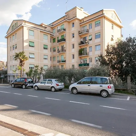 דירה Nice In W/ 2 Bedrooms *