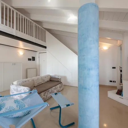 Апартаменты Nice In W/ 2 Bedrooms *